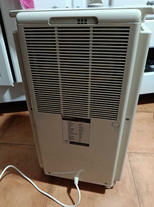 Desumidificador honeywell em excelente estado. P despachar logo