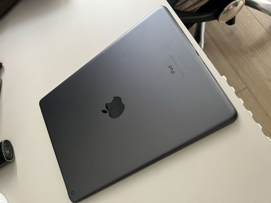 Ipad 64GB 9 Gen IDEALNY !!!