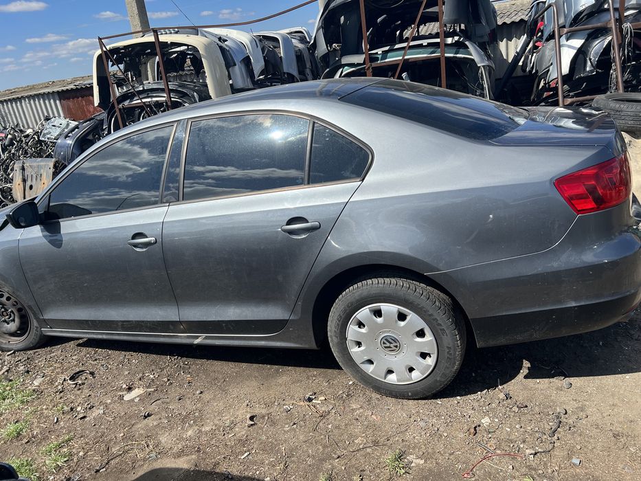 Разборка авторазборка  vw jetta 6  США 1.4TSI 2.0TSI