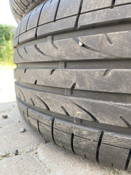 Шини Bridgestone 255/60 r18 майже нові