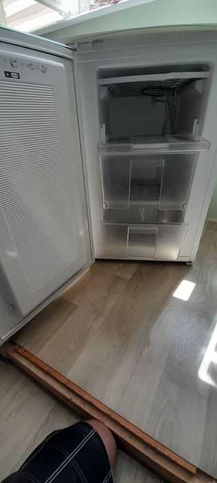Продам морозильну камеру Vestfrost