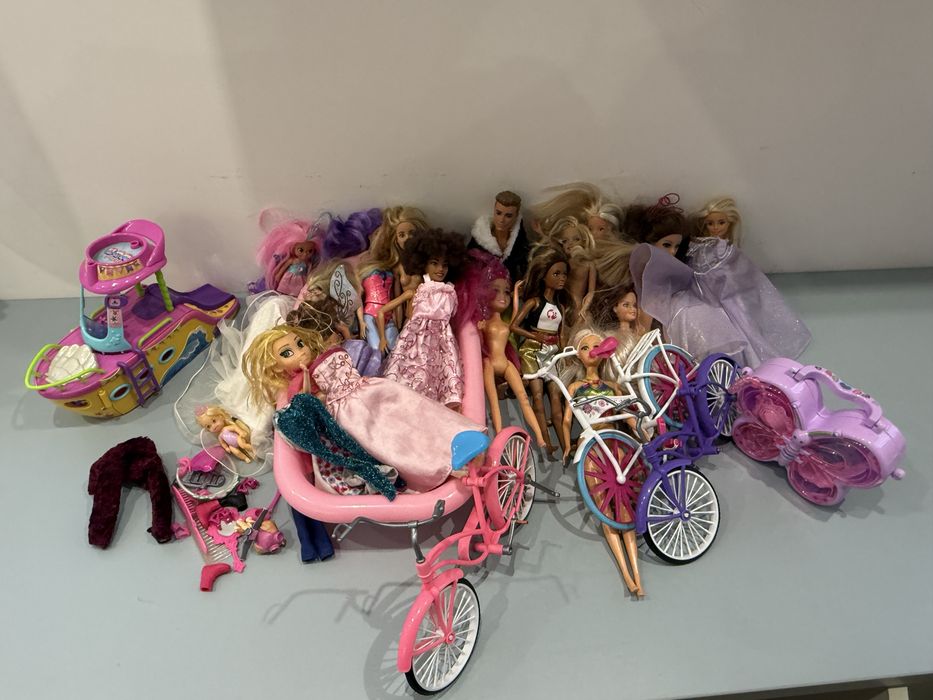 Zestaw lalki barbie Matell plus akcesoria plus Ken