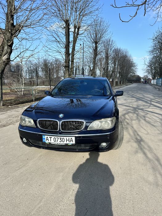 BMW 7 Series (E65)