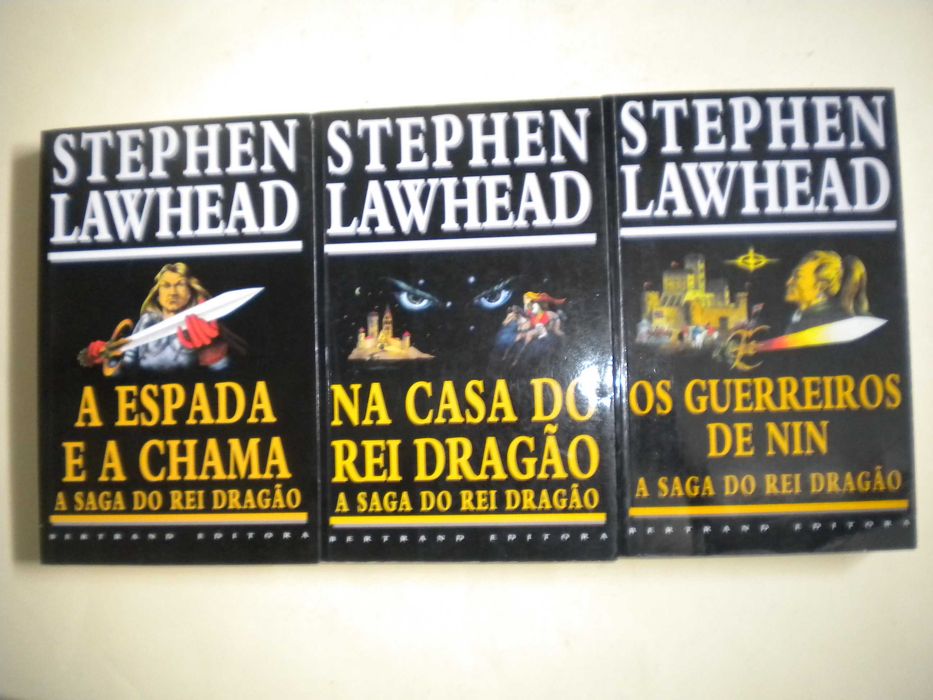 A Saga do Rei Dragão - Trilogia
de Stephen Lawhead