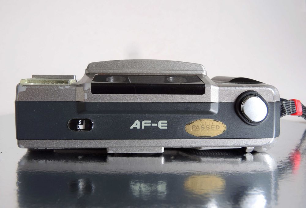 Рідкісний плівковий фотоапарат Minolta AF-E, Японія