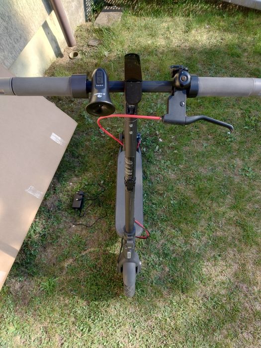 Hulajnoga Xiaomi 4 Electric Scooter elektryczna 300W 20 km/h