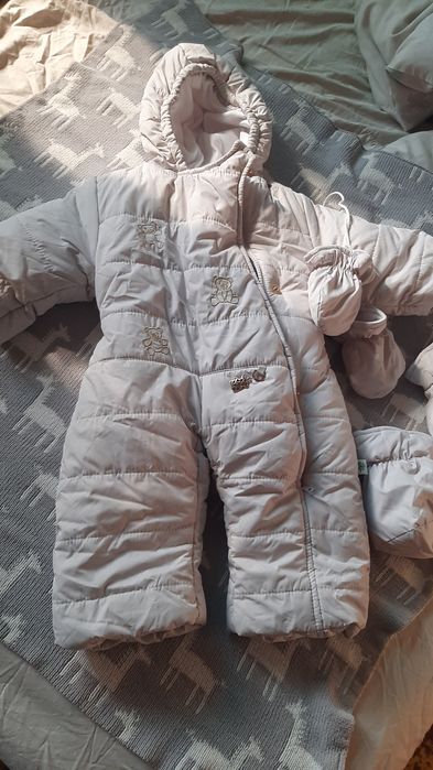 Комбінезон  0-6 місяців.