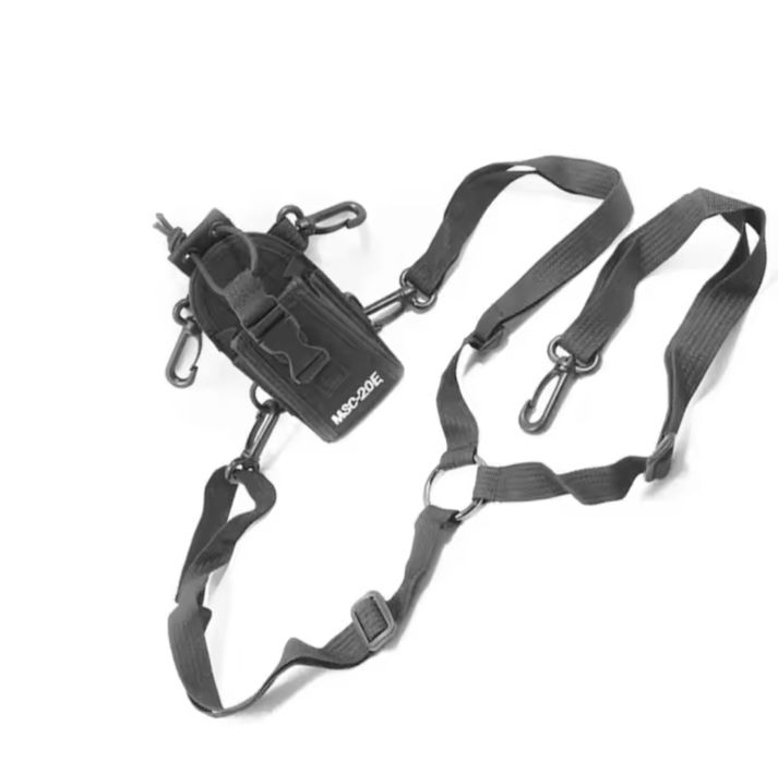 Taktyczny uchwyt na walkie talkie