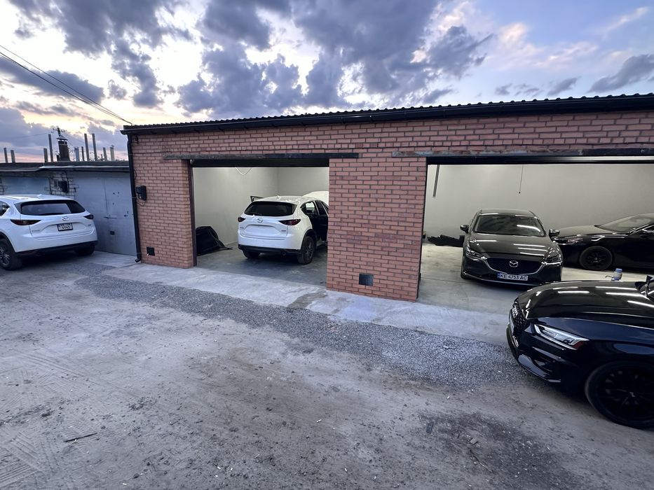 Продам гараж 120 кв плюс подвал 100кв СТО