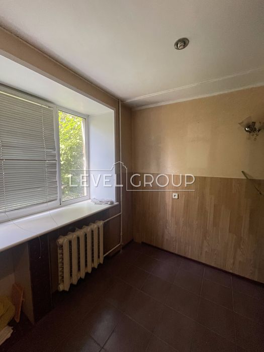 Продаж 2-кімн. квартири біля метро Шулявська — вул. Дегтярівська, 58