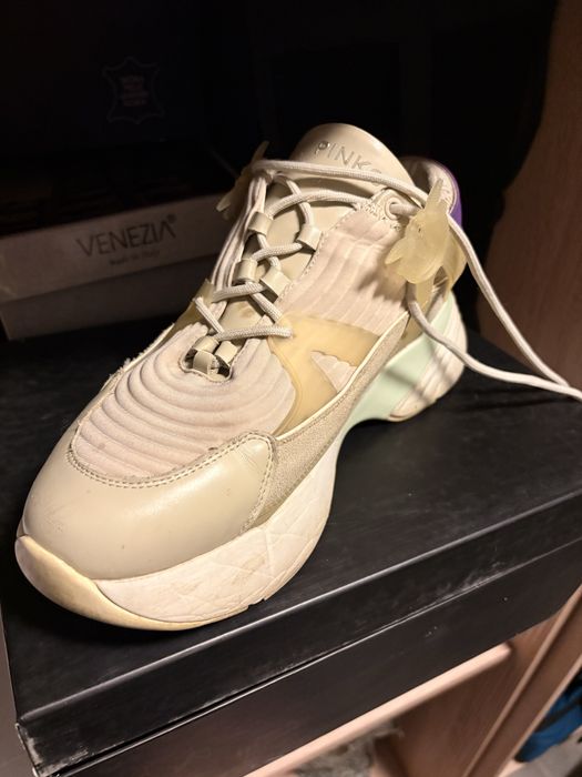 Buty sneakersy Pinko