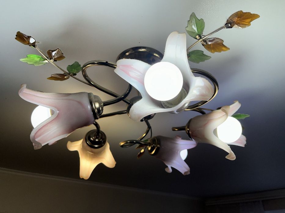 Люстра в спальню