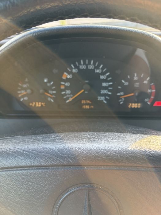 Mercedes-Benz C 220 — fotografia 10