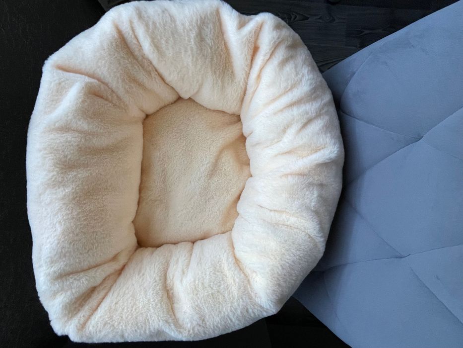 Лежанка для котика