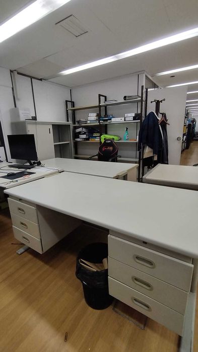 Mobiliário de Escritório – Secretárias (GRÁTIS)