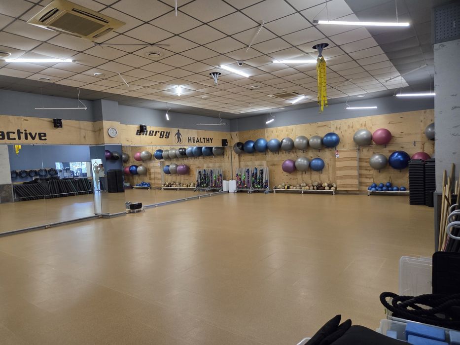 Плити армстронг 600×600 білі, сірі.