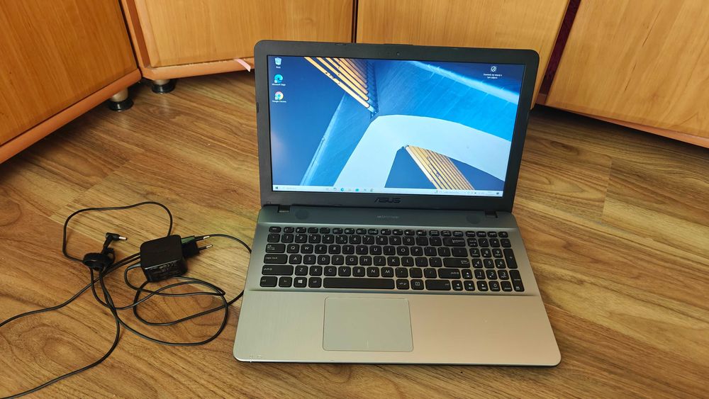 Laptop Asus X541SA SSD