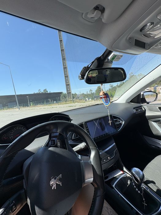 Peugeot 308 ano 2015