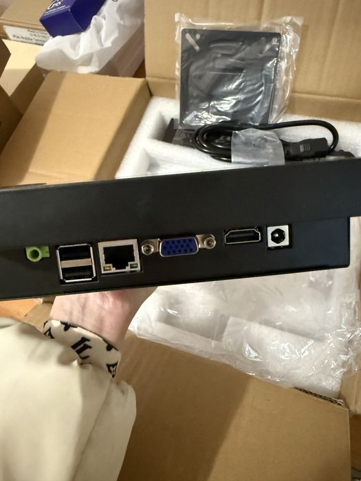 Прайс чекер 10.1” / i5 / 4GB RAM / 64GB SSD