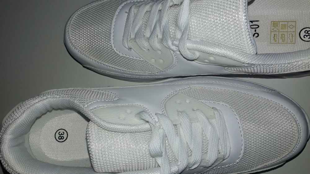 Buty sportowe,snikersy Białe rozm.38