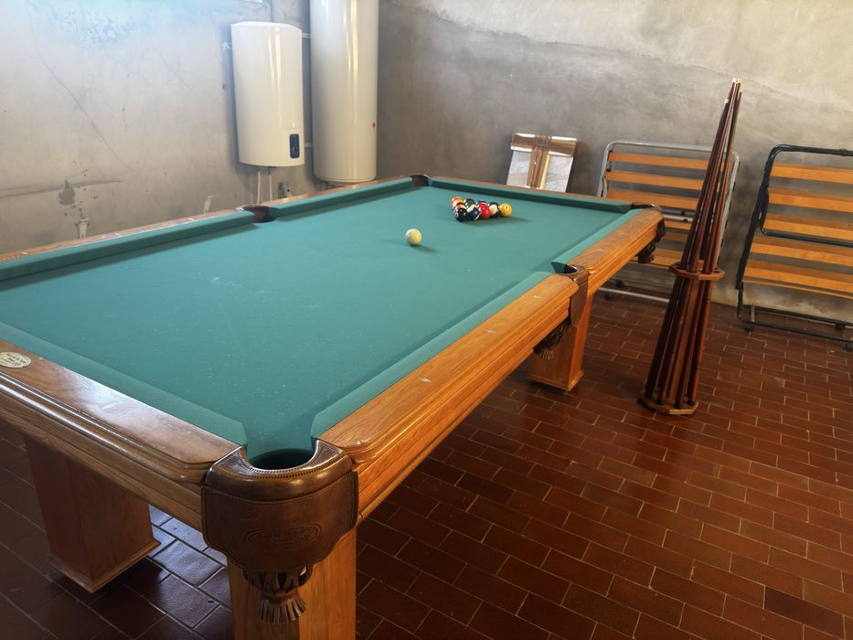 Mesa de Bilhar/Sinuca Completa + Tacos + Tampo de Proteção | €2.500 NEGOCIÁVEIS