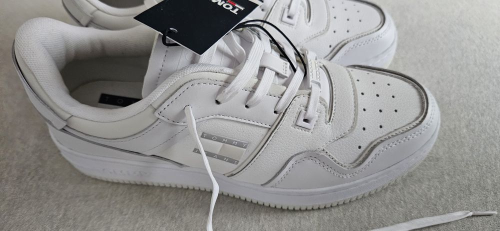 Tommy jeans hilfiger buty  43 adidas nike