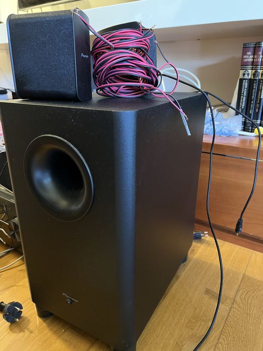 Pioneer vsx-423 com 4 colunas, 1 subwoofer e comando