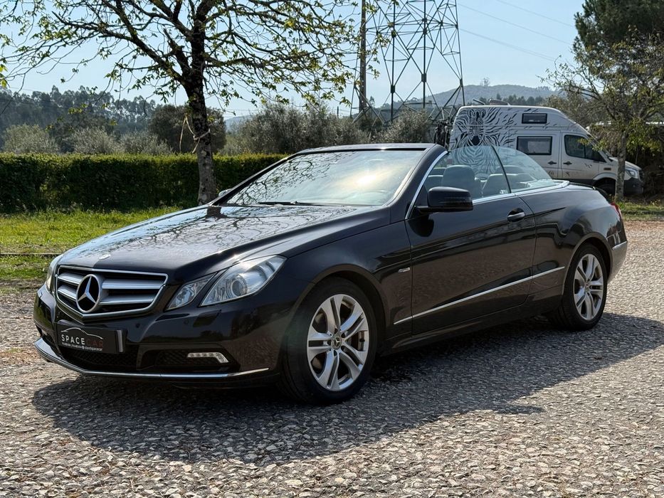 Mercedes-Benz E 220 CDi Avantgarde BlueEfficiency