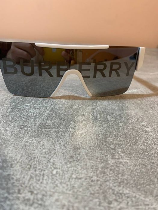 Сонцезахисні окуляри BURBERRY \ солнцезащитные очки Барбери
