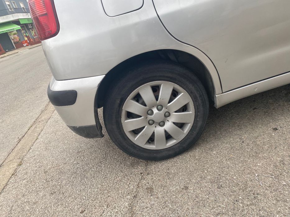 Vendo pneus com jante 175/ 65 / R14