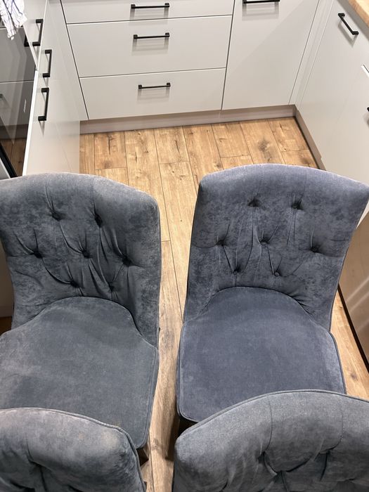 Krzesła velvet tapicerowane  4 szt kpl