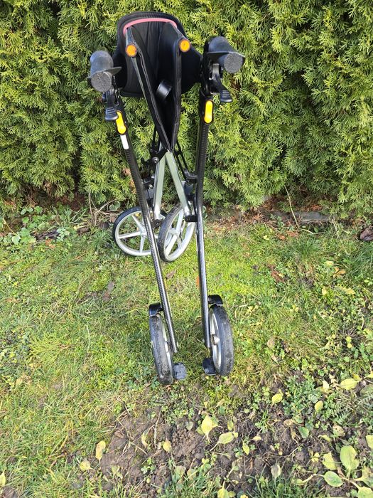 Carbon włókno węglowe ,ultra lekki chodzik rollator balkonik na kołach