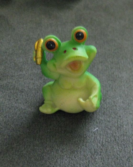 6 Miniaturas de Sapos em Marfinite NOVOS