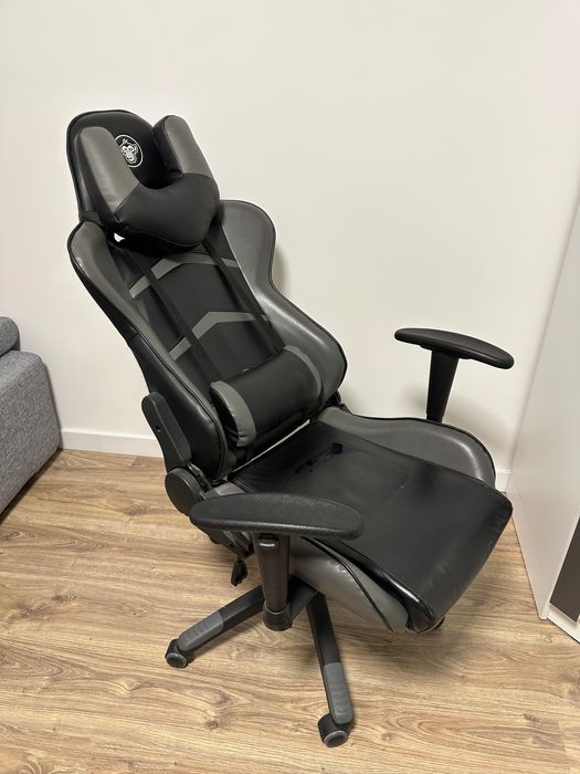 Fotel dla gracza  SILVER MONKEY SMG-400 Czarno-Szary SKÓRA