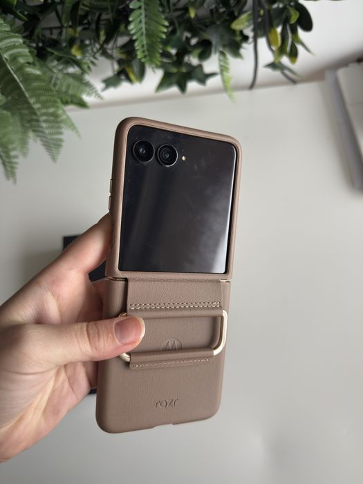 Motorola razr 60 ultra , como novo