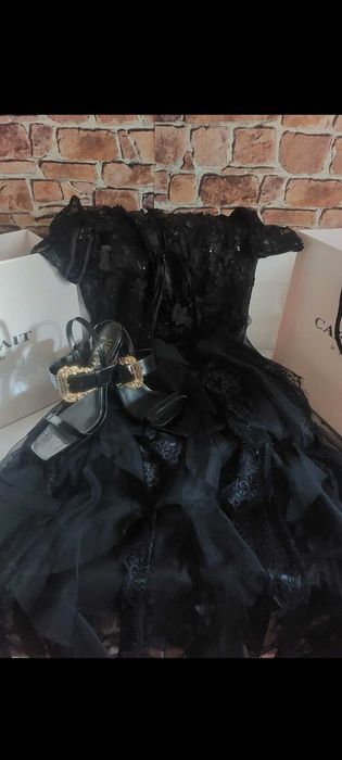 Wyjątkowo elegancki komplet na specjalne okazje w kolorze czarnym