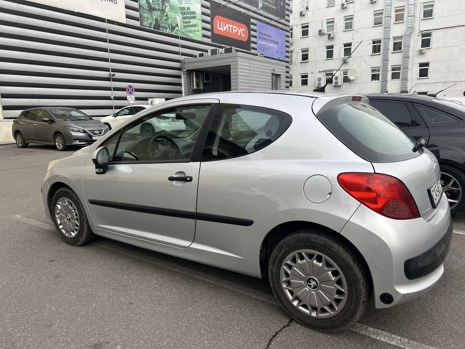 Продам Peugeot 207