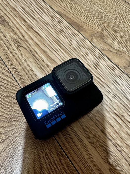 GoPro HERO10 Black – idealny stan + bogaty zestaw akcesoriów