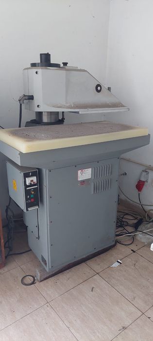 Balancé semi-novo de calçado