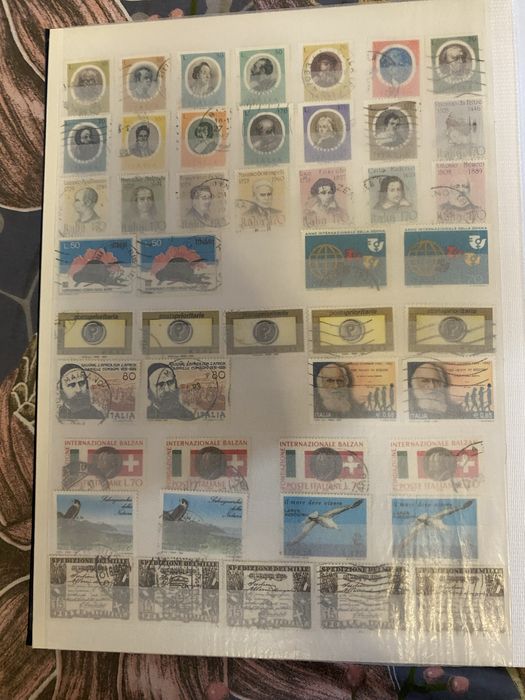 Альбом  марки італія близько 500 шт