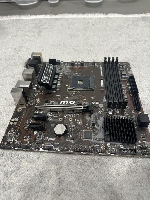Материнська плата MSI B450M PRO-VDH MAX
