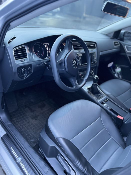 Продам Golf 7 1.6 tdi 2015 року