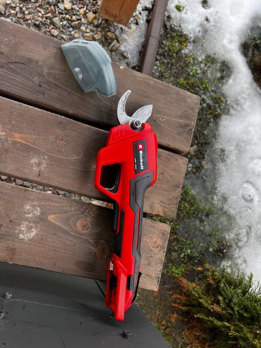 Секатор акумуляторний Einhell GE-LS 18 Li-Solo