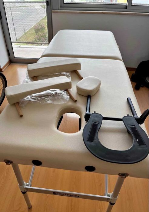 RESTPRO Portable Massage Table
