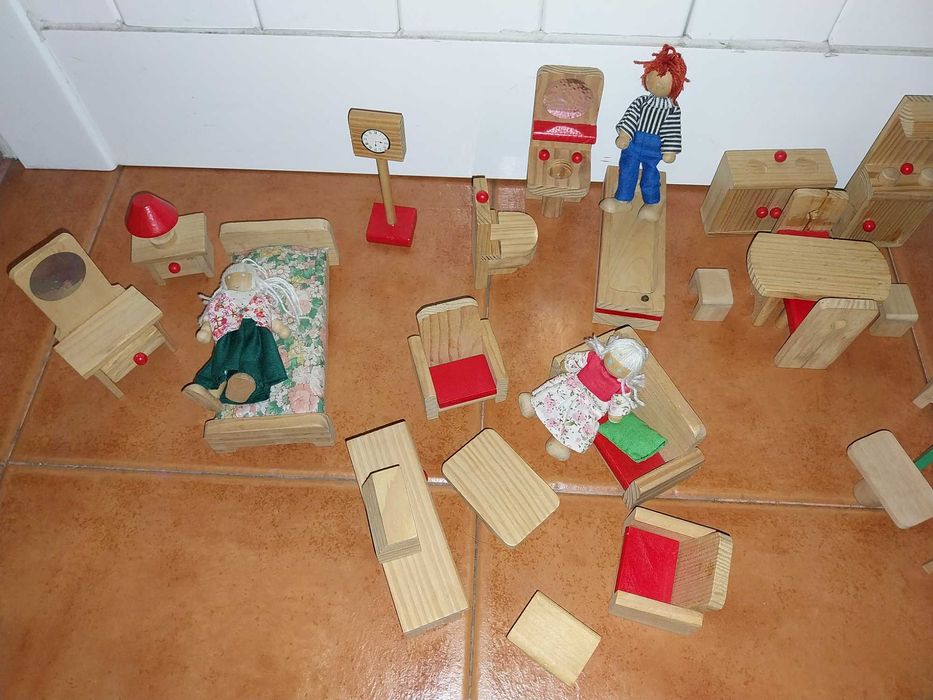 Brinquedos Antigos - Madeira