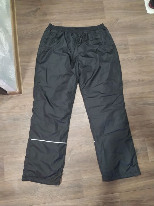 Тёплые спортивные штаны 54-56 р на резинке