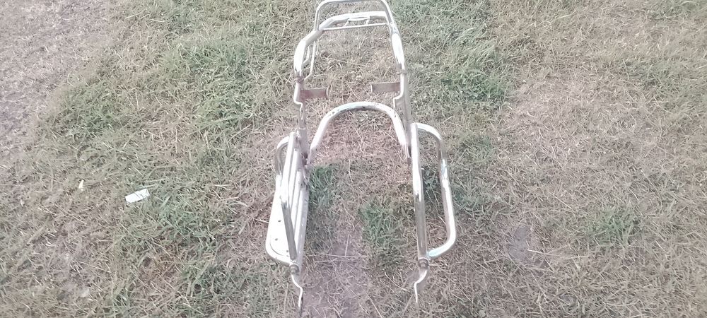 Продам багажник на альфу