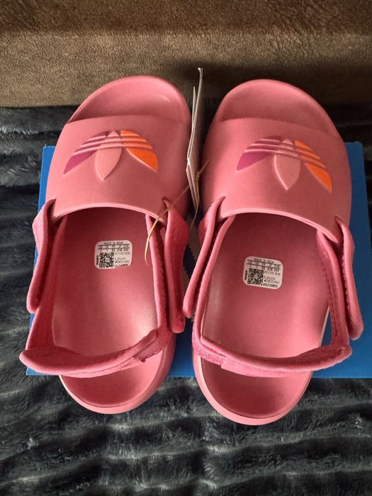 Взуття для дівчинки Adidas орігінал