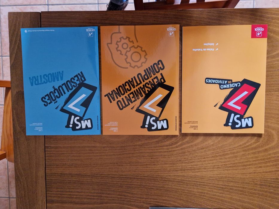 Manual de Matemática MSI [7.° ano] + caderno de atividades