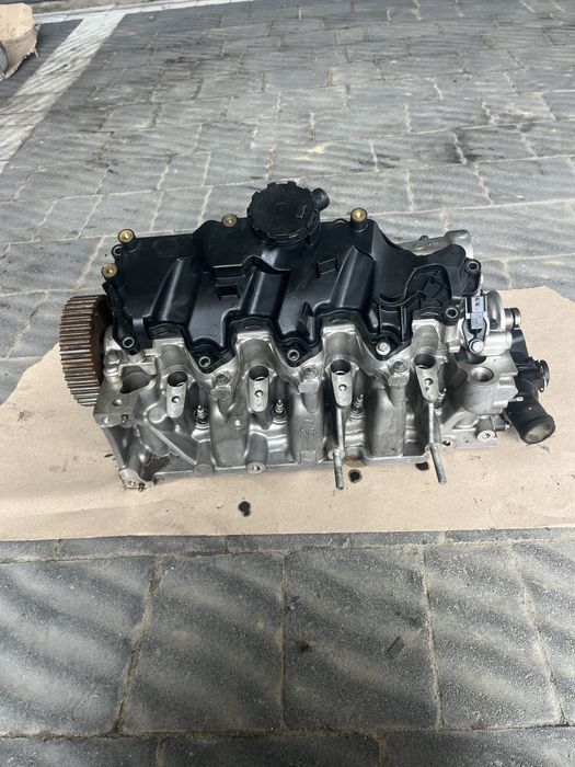 Головка блока ГБЦ 1.5 Renault Kangoo 3 Logan Sandero Duster Megane 4 euro6 110426296R